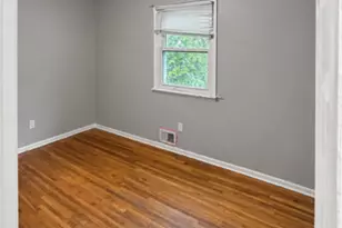 7516 Arthur St NE, Fridley, MN 55432 - Photo 6