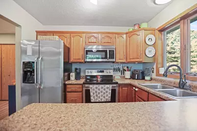 515 Cindy Lane, Owatonna, MN 55060 - Photo 14