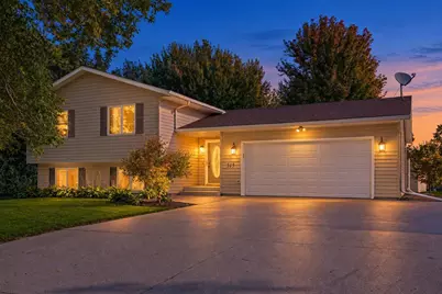 515 Cindy Lane, Owatonna, MN 55060 - Photo 2