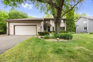 15588 Canyon Ridge, Eden Prairie, MN 55347 - Photo 1