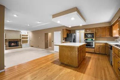 15588 Canyon Ridge, Eden Prairie, MN 55347 - Photo 8