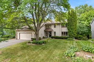15588 Canyon Ridge, Eden Prairie, MN 55347 - Photo 2