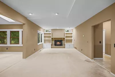 15588 Canyon Ridge, Eden Prairie, MN 55347 - Photo 4