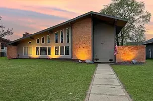 407 7th St SW, Wadena, MN 56482 - Photo 1
