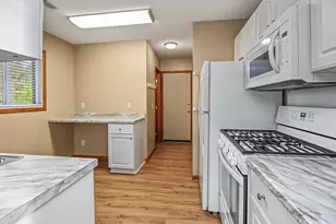 1381 Easter Ln, Eagan, MN 55123 - Photo 40