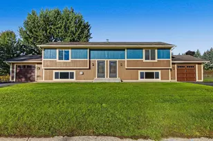 1381 Easter Ln, Eagan, MN 55123 - Photo 1