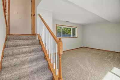 1381 Easter Lane, Eagan, MN 55123 - Photo 4