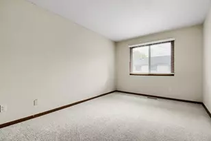 5409 Pompano Dr, Minnetonka, MN 55343 - Photo 18