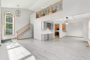 7143 Arthur Dr, Woodbury, MN 55125 - Photo 4