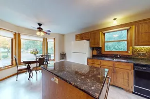 1009 River Terrace Dr, Bloomington, MN 55431 - Photo 26