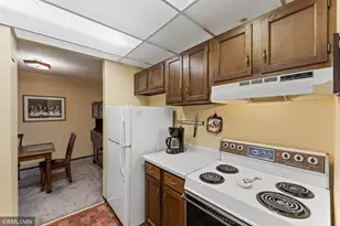 1181 Edgcumbe Rd, Saint Paul, MN 55105 - Photo 8