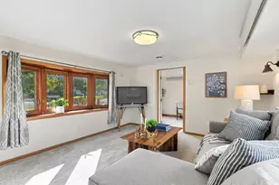 10112 Stevens Ave S, Bloomington, MN 55420 - Photo 14