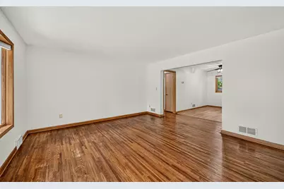181 E 7th Street, Zumbrota, MN 55992 - Photo 6