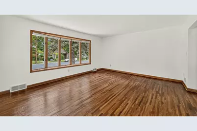 181 E 7th Street, Zumbrota, MN 55992 - Photo 4