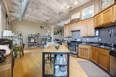 1901 E Hennepin Avenue #303, Minneapolis, MN 55413 - Photo 10