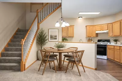 450 Hickory Lane, Oakdale, MN 55128 - Photo 8