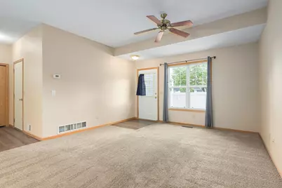 450 Hickory Lane, Oakdale, MN 55128 - Photo 4