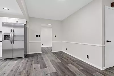 7225 Major Avenue N, Brooklyn Center, MN 55429 - Photo 8