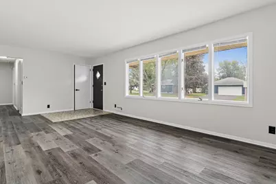 7225 Major Avenue N, Brooklyn Center, MN 55429 - Photo 2