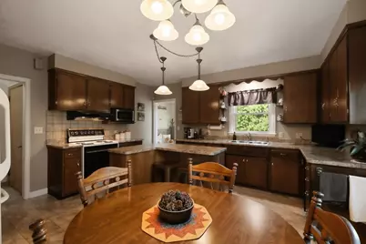 707 7th Street N, Virginia, MN 55792 - Photo 6