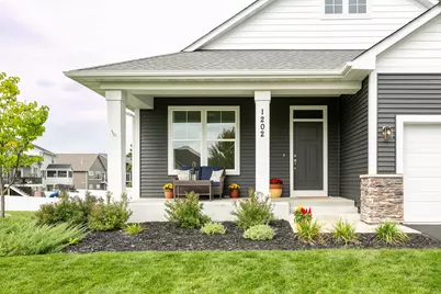 1202 Gretz Way, New Richmond, WI 54017 - Photo 2