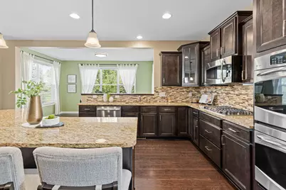 626 Eastgate Parkway, Mahtomedi, MN 55115 - Photo 12