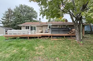 814 Meyer St N, Maplewood, MN 55119 - Photo 24