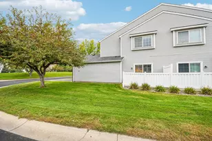 15758 Flackwood Trail, Apple Valley, MN 55124 - Photo 18