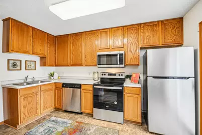 15758 Flackwood Trail, Apple Valley, MN 55124 - Photo 4