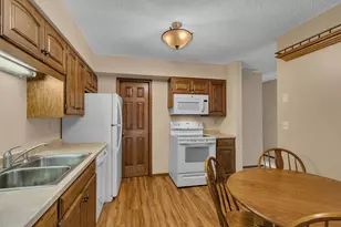 1582 14th St SE, Saint Cloud, MN 56304 - Photo 4