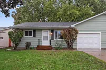 441 Skillman Avenue E, Maplewood, MN 55117 - Photo 2