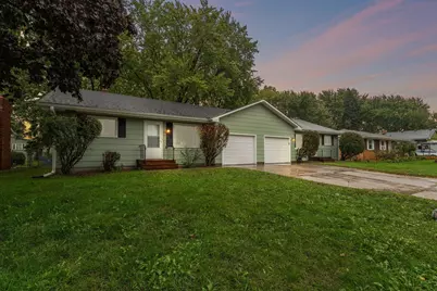 441 Skillman Avenue E, Maplewood, MN 55117 - Photo 1