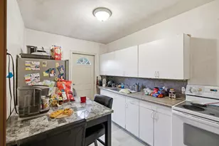 407 E 6th St, Fairmont, MN 56031 - Photo 22