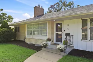 6915 W 23rd St, Saint Louis Park, MN 55426 - Photo 2