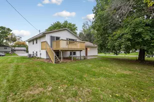 8101 Ewing Ave N, Brooklyn Park, MN 55443 - Photo 6