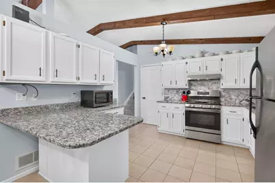 28 Sterling Street N, Maplewood, MN 55119 - Photo 10