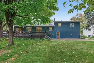 28 Sterling St N, Maplewood, MN 55119 - Photo 40