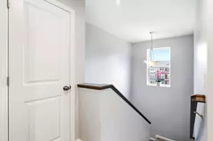 2235 Gateway Curv, North Saint Paul, MN 55109 - Photo 14