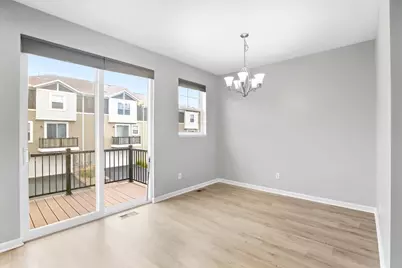 2235 Gateway Curve, North Saint Paul, MN 55109 - Photo 8
