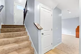 2235 Gateway Curv, North Saint Paul, MN 55109 - Photo 26