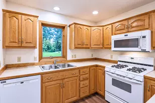 33850 98th St, Waseca, MN 56093 - Photo 12