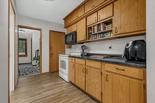 404 1st St NE, Wadena, MN 56482 - Photo 12
