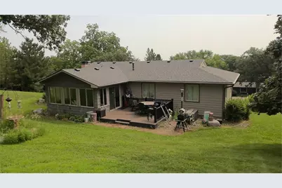 21899 Douglas Avenue, Albert Lea, MN 56007 - Photo 4