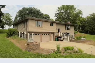 21899 Douglas Avenue, Albert Lea, MN 56007 - Photo 1