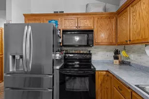 9711 Woodcrest Ct, Monticello, MN 55362 - Photo 10