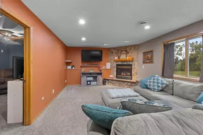 9711 Woodcrest Court, Monticello, MN 55362 - Photo 20
