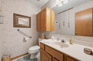 10711 53rd Ave N, Plymouth, MN 55442 - Photo 10
