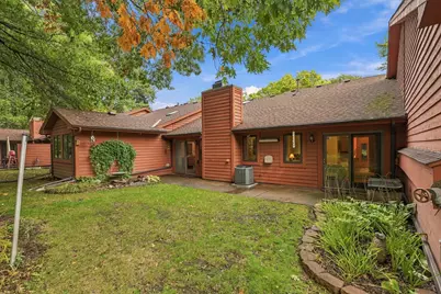 10711 53rd Avenue N, Plymouth, MN 55442 - Photo 20