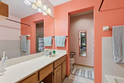 10711 53rd Avenue N, Plymouth, MN 55442 - Photo 14