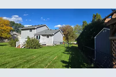 8919 Victoria Gardens, Brooklyn Park, MN 55443 - Photo 4